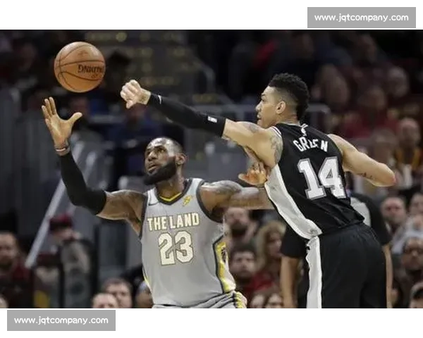 马刺对阵凯尔特人东西豪强碰撞赛季走势全面解析焦点之战前瞻看点